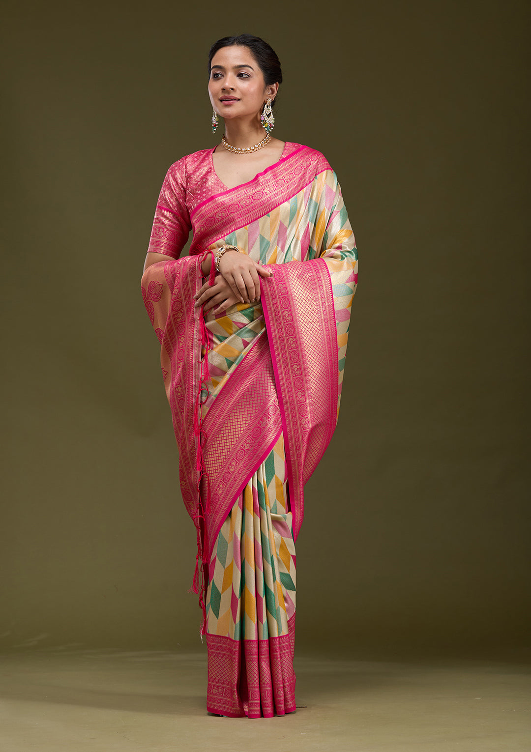Magenta Pink Zariwork (Gold) Silk Saree