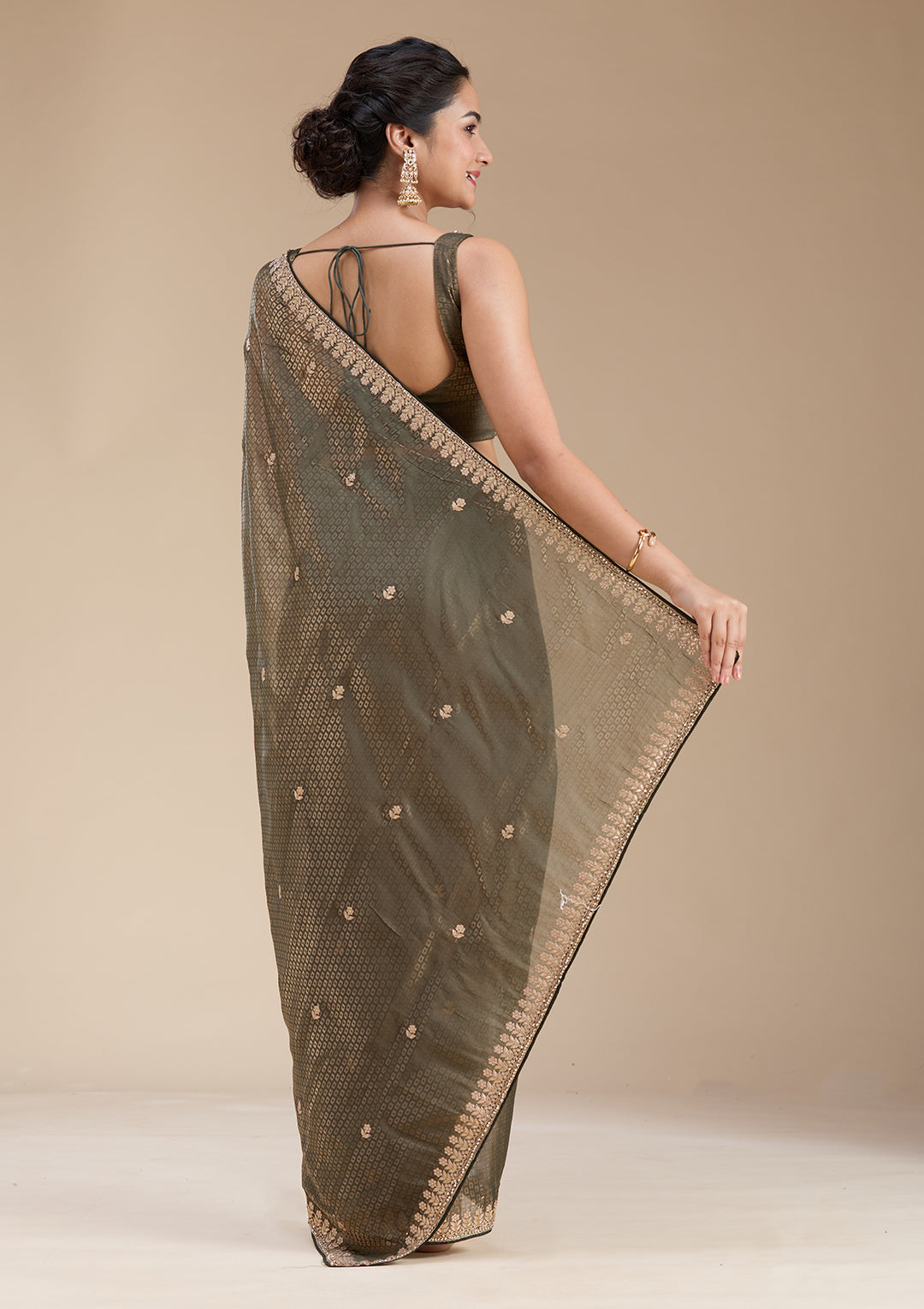 Mehendi Gotapatti Organza Saree