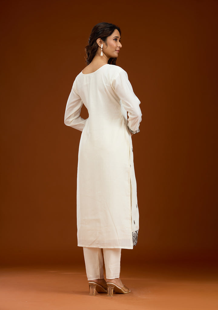 Off White Threadwork Semi Crepe Readymade Salwar Suit