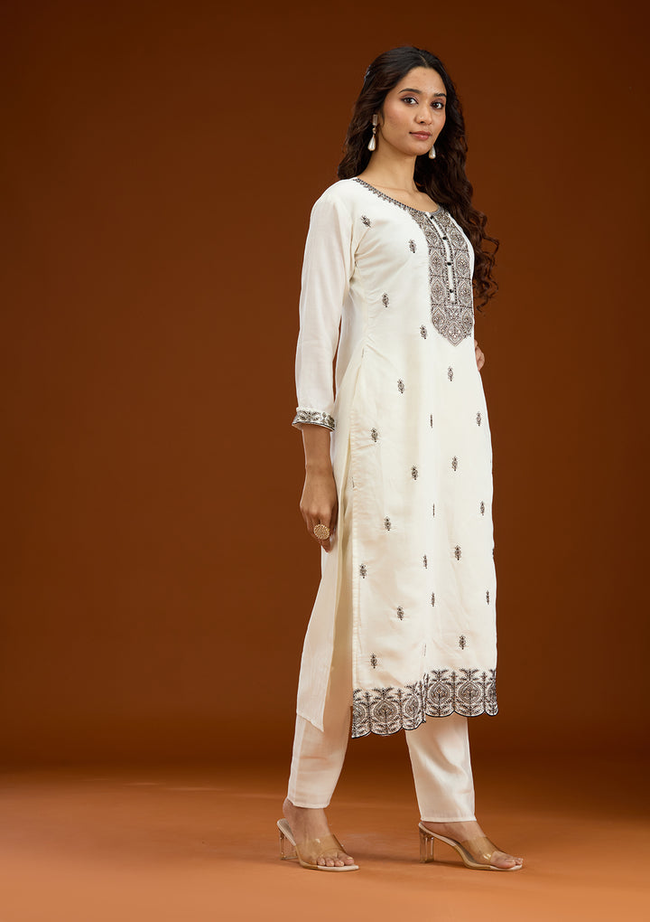 Off White Threadwork Semi Crepe Readymade Salwar Suit