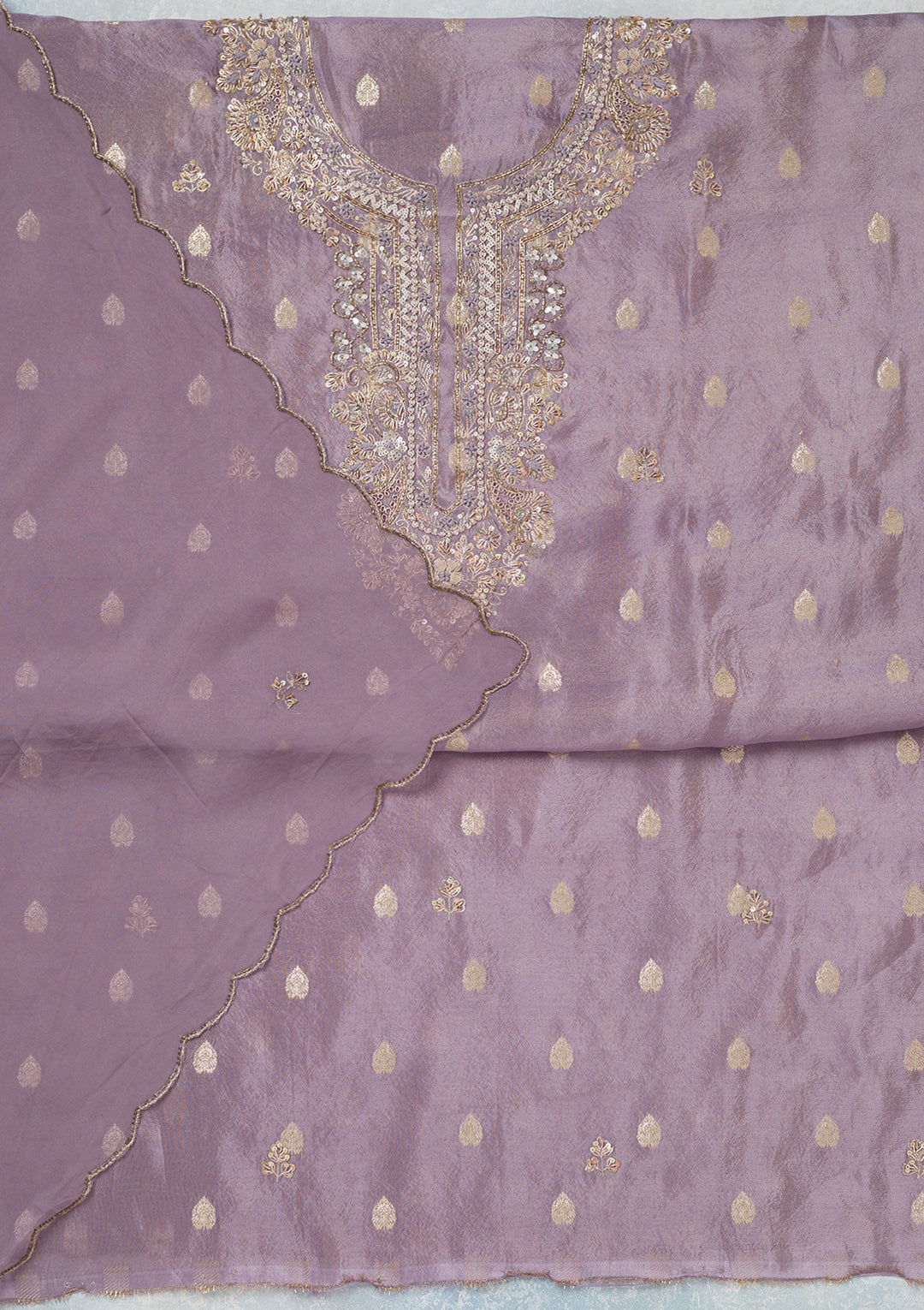 Lavender Cutdana Organza Unstitched Salwar Suit