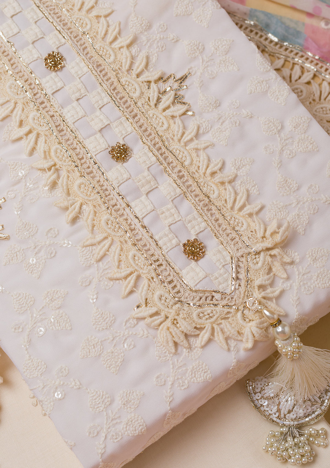 Cream Threadwork Georgette Unstitched Salwar Suit