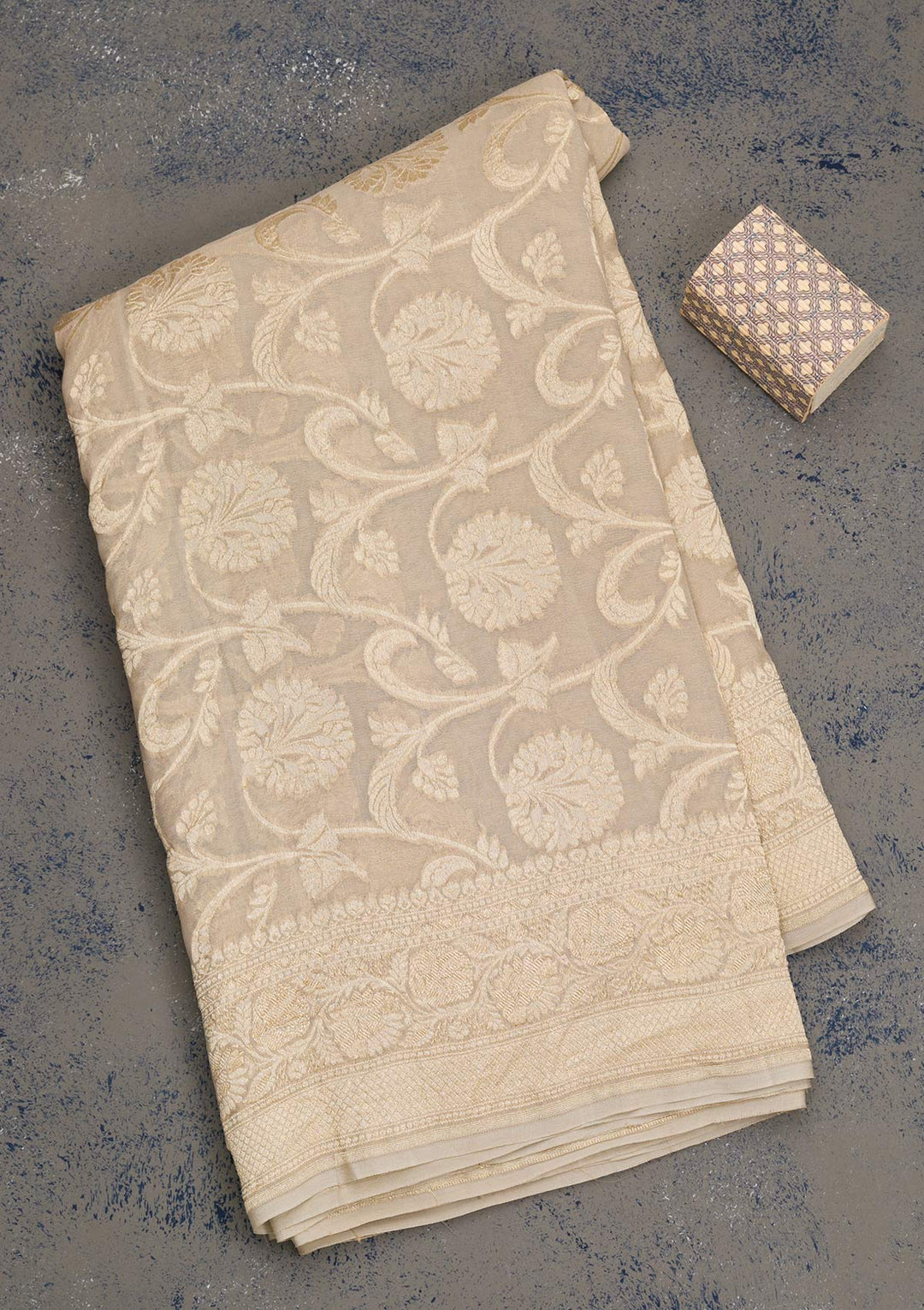 Light Grey Zariwork Pure Silk Saree