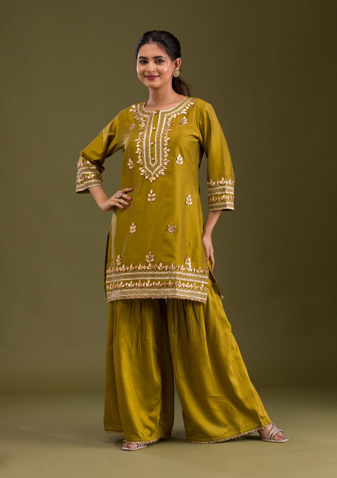 Mehendi Zariwork Semi Crepe Readymade Salwar Suit