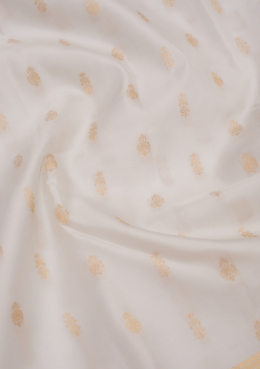 Off White Zariwork Pure Silk Saree