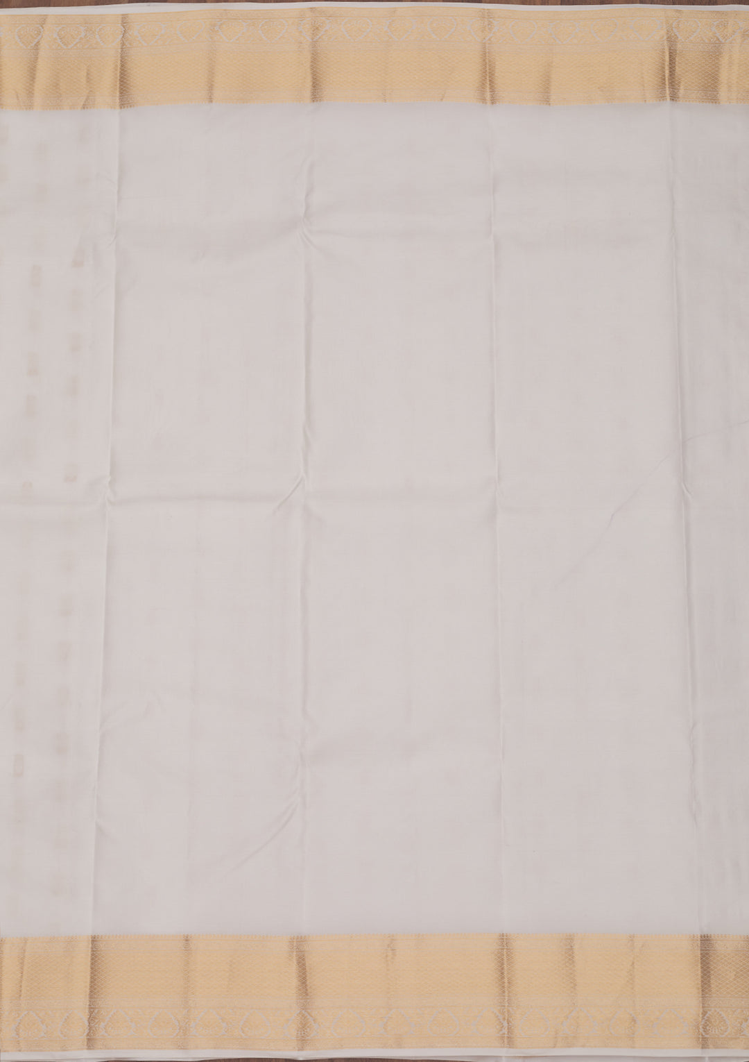 Off White Zariwork Pure Silk Saree