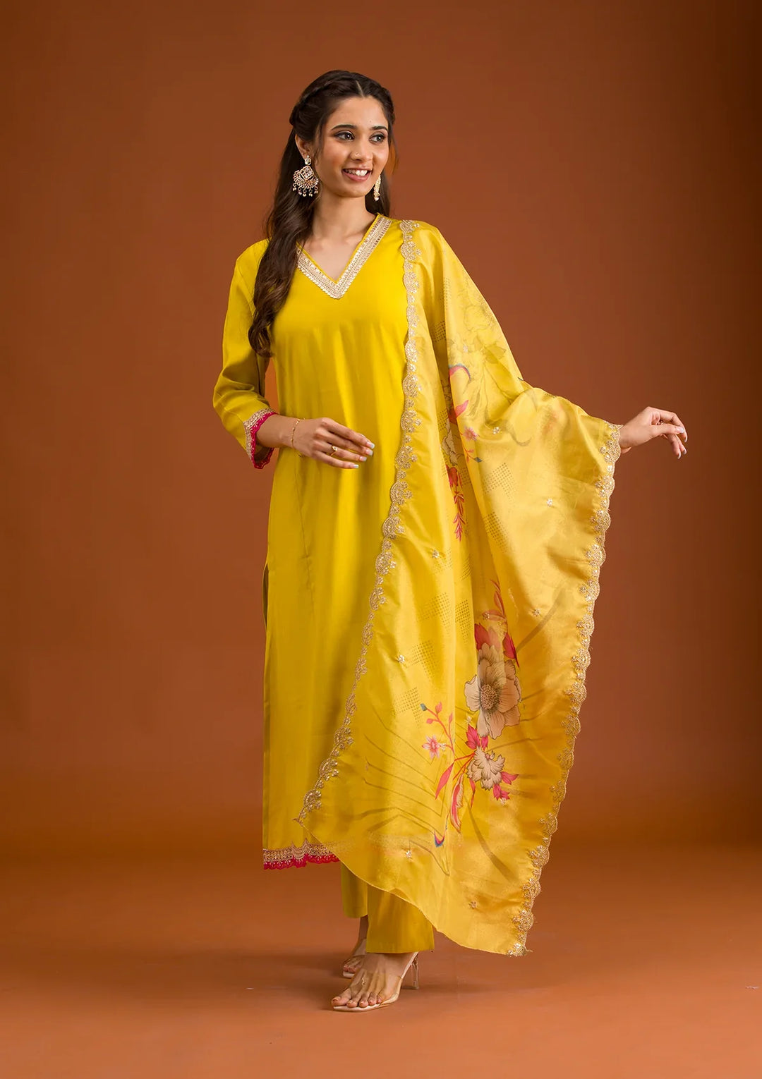 Salwar Suits Under 6000