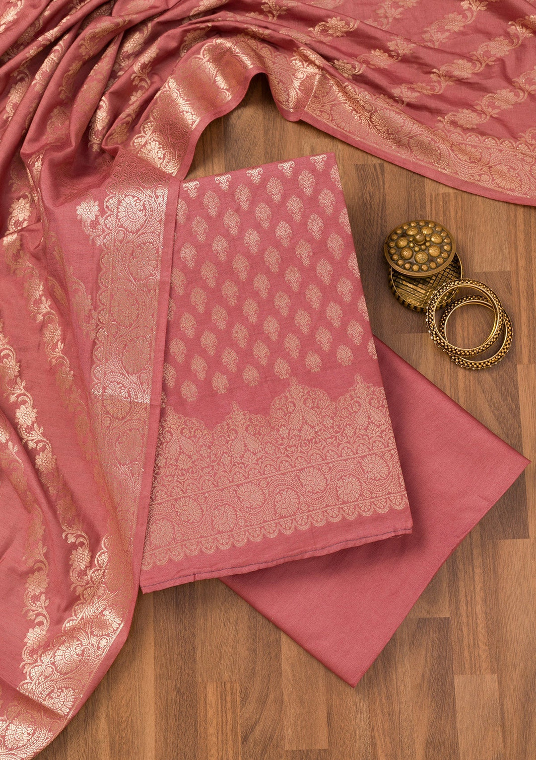 Silk Suits - Koskii