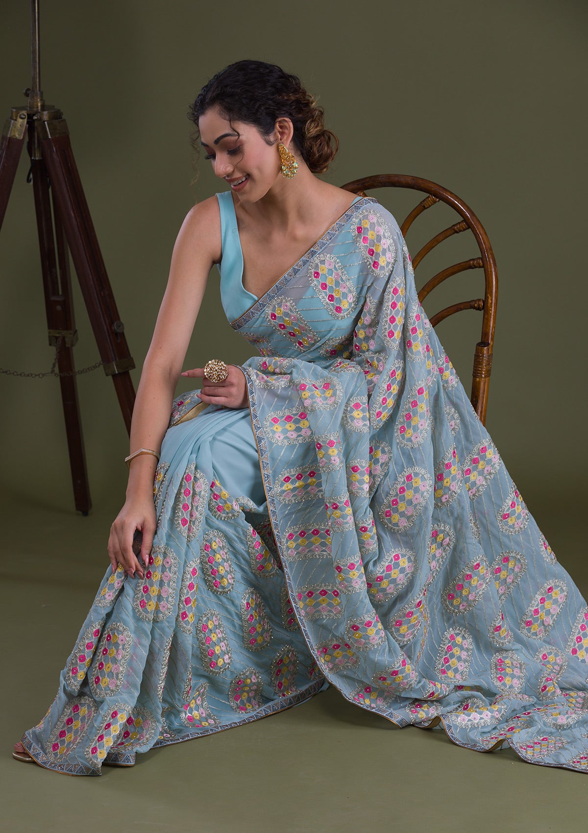 Zari Saree - Buy Zari Work Sarees Online – Koskii