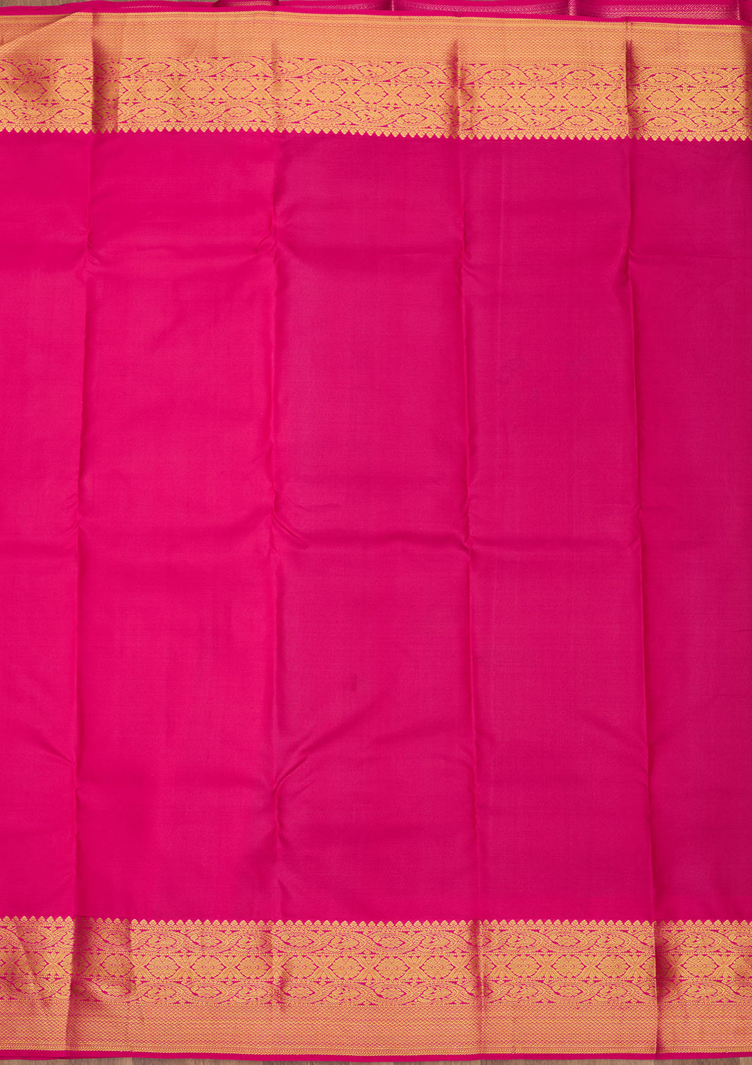 Bottle Green Zariwork Pure Silk Saree