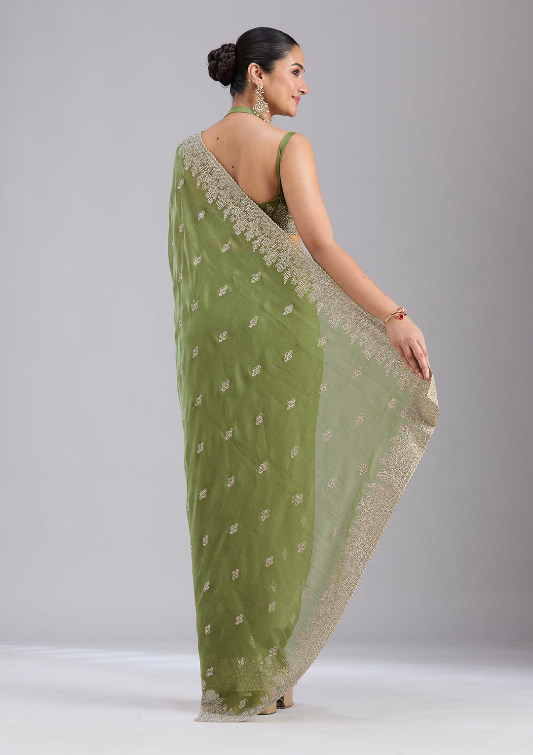Mehandi Green Threadwork Tissue Saree
