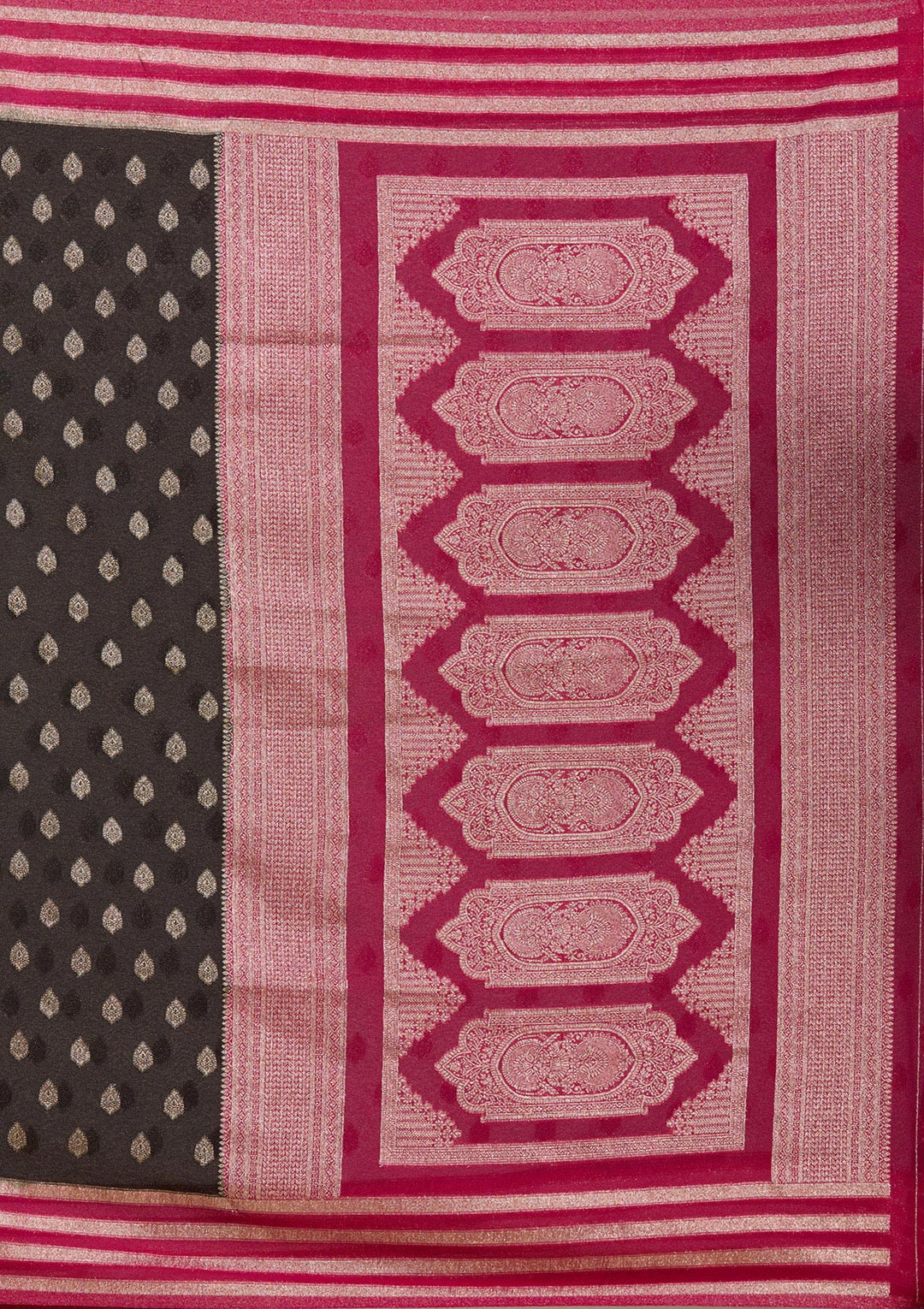 Black Zariwork (Gold) Georgette Silk_Saree
