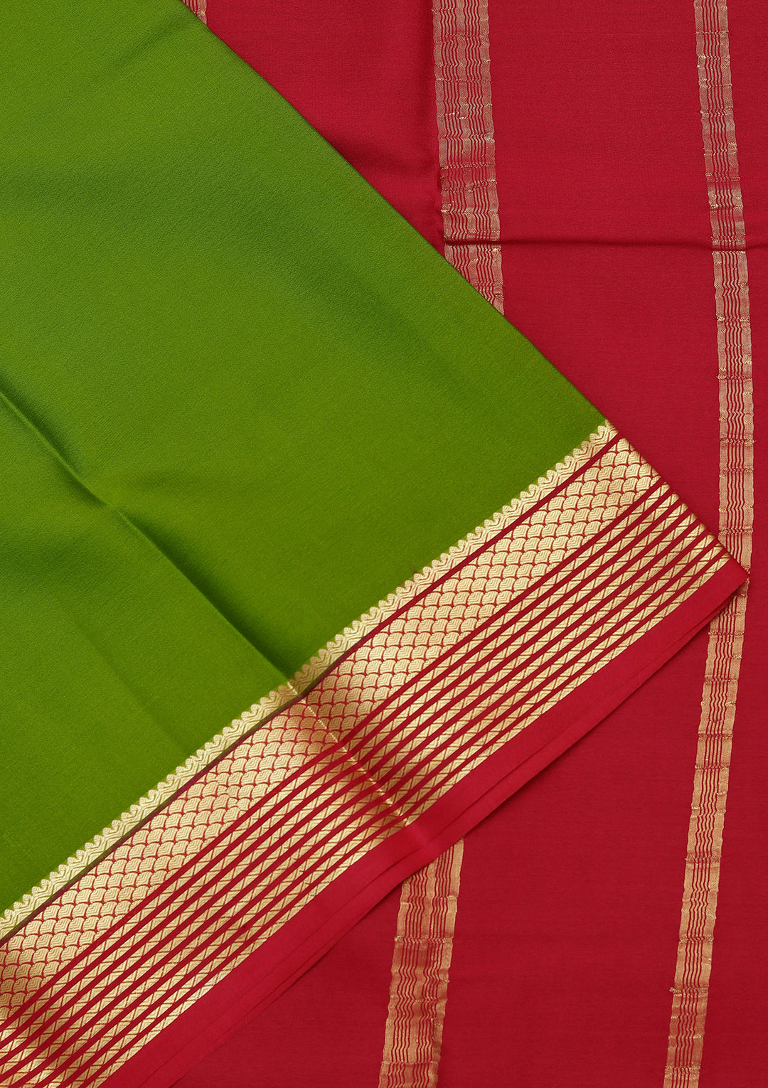 Parrot Green Zariwork Pure Crepe Silk Saree
