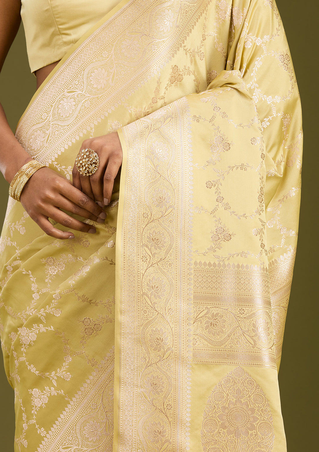 Pista Green Zariwork (Gold) Art Silk Saree
