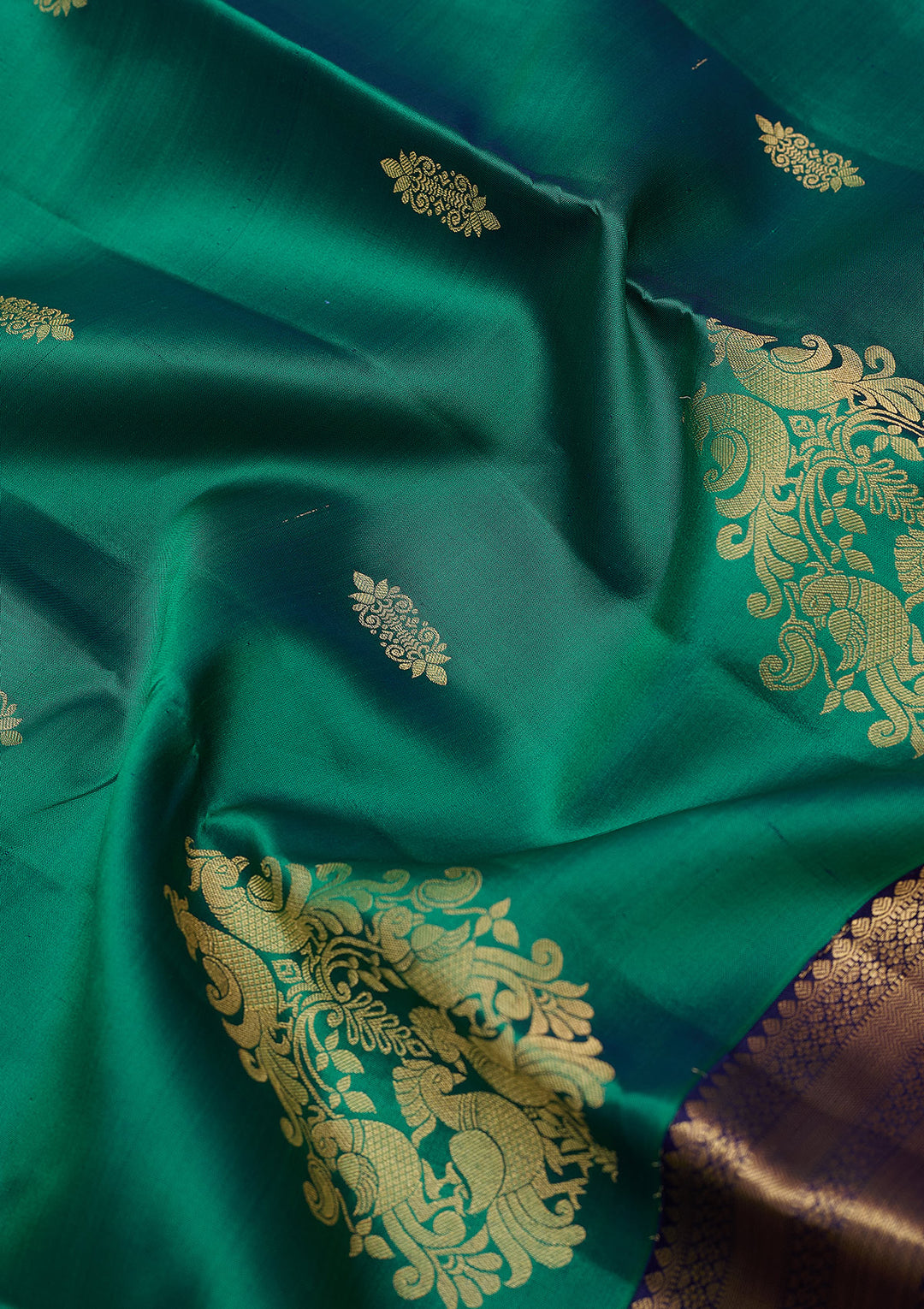 Parrot Green Zariwork (Gold) Silk Silk_Saree
