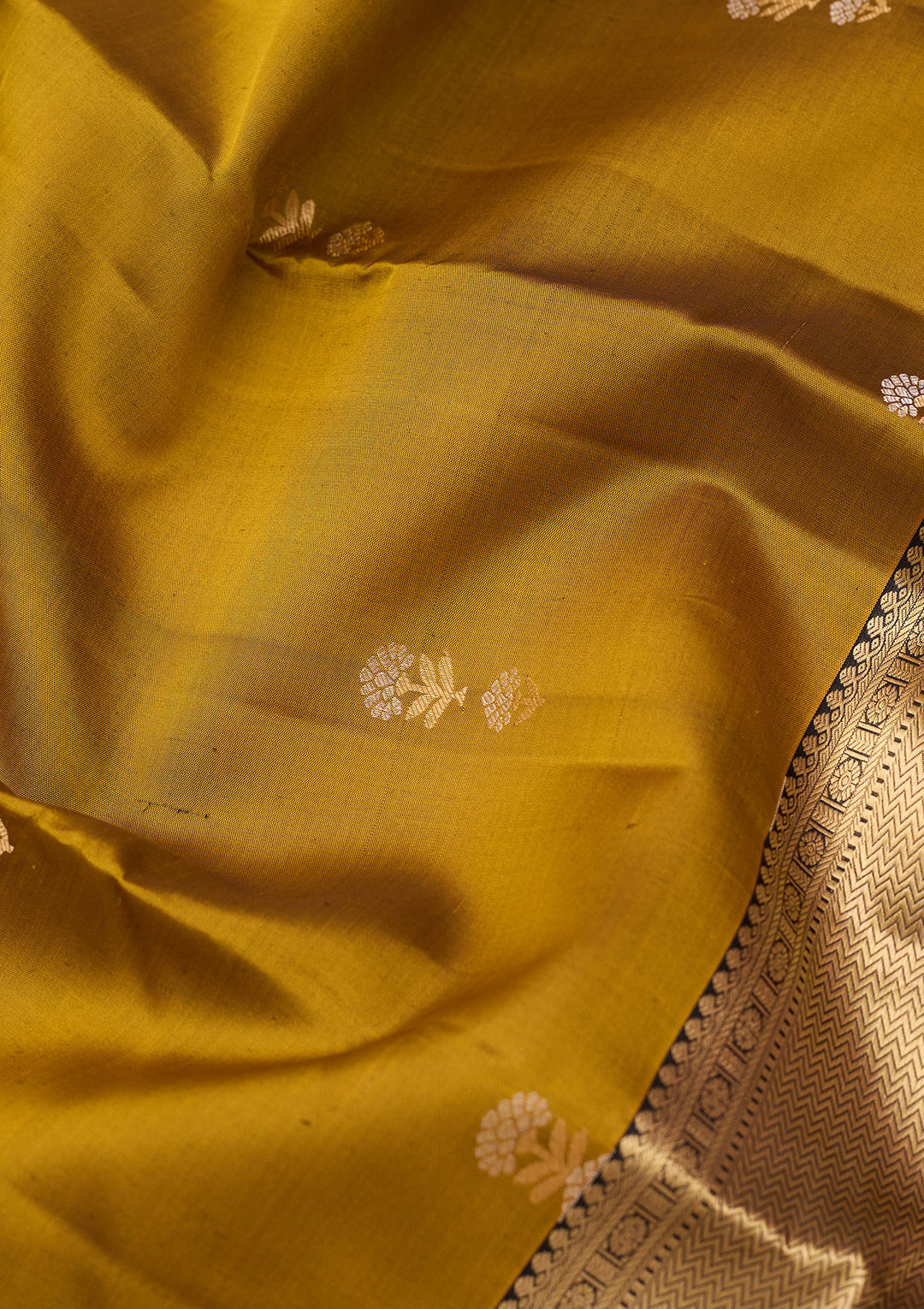 Mehendi Zariwork (Gold) Silk Silk_Saree