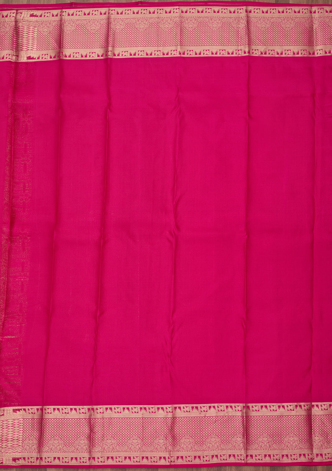 Magenta Pink Zariwork (Gold) Silk Silk_Saree
