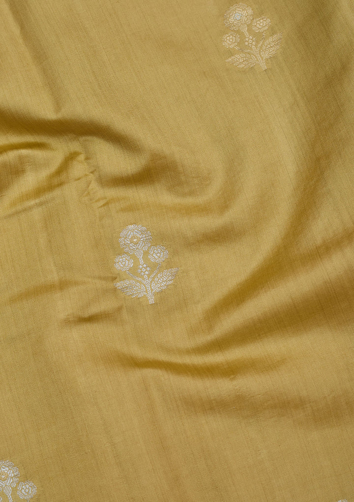 Cream Zariwork Pure Silk Saree