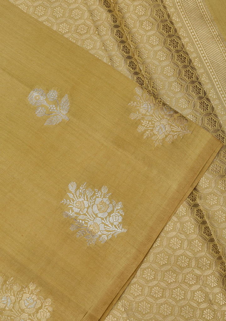 Cream Zariwork Pure Silk Saree