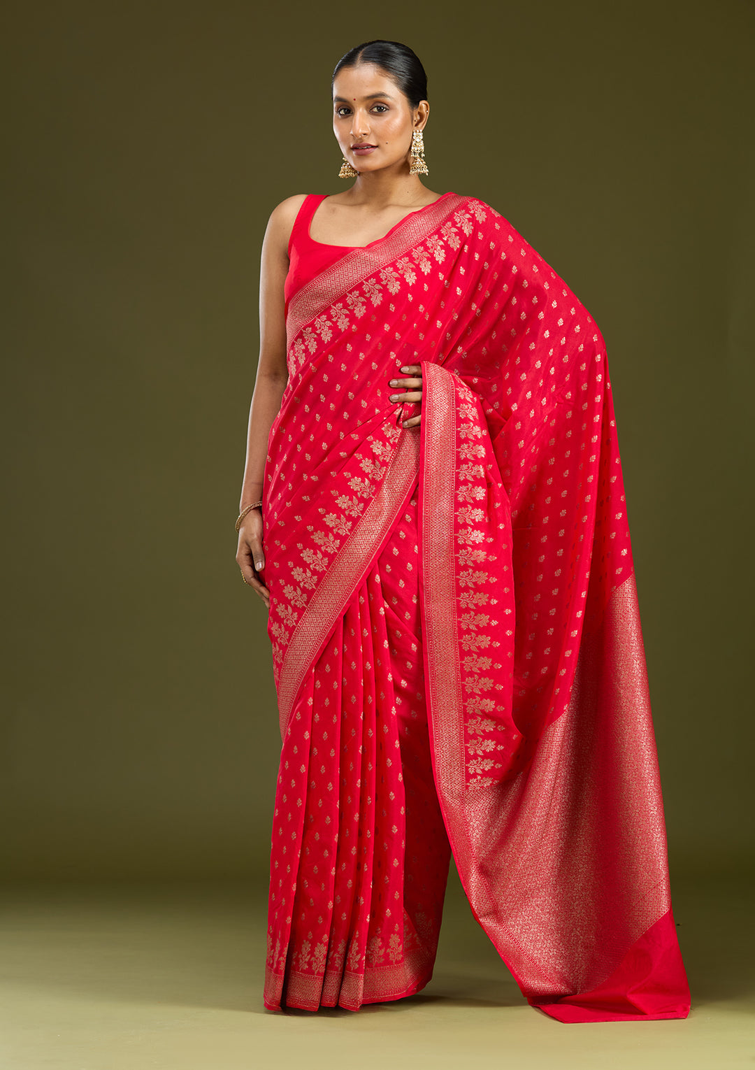 Magenta Pink Zariwork (Gold) Silk Silk Saree