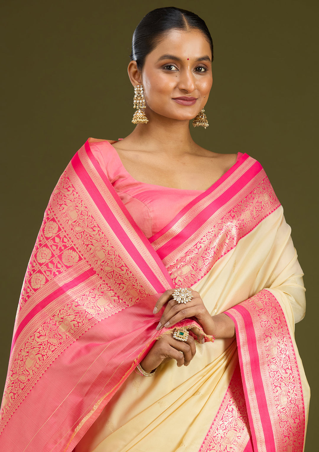 Cream Zariwork (Gold) Silk Silk Saree