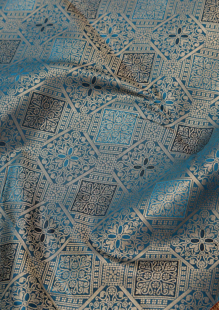 Peacock Green Zariwork Pure Silk Saree