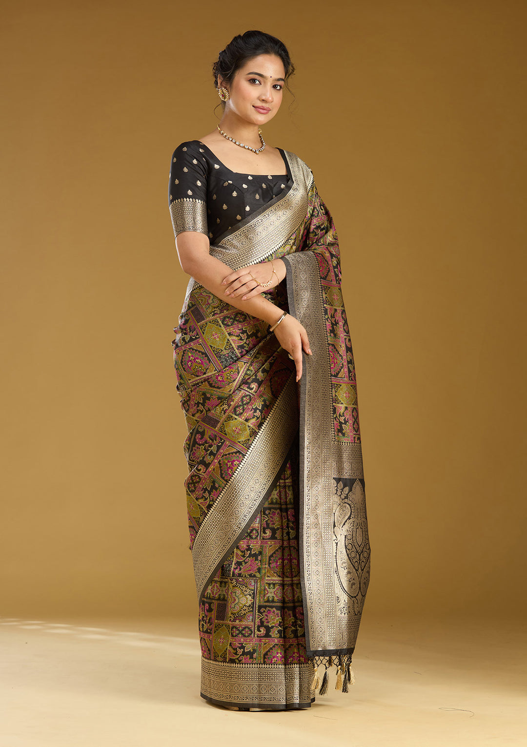 Black Zariwork (Silver) Art Silk Silk_Saree