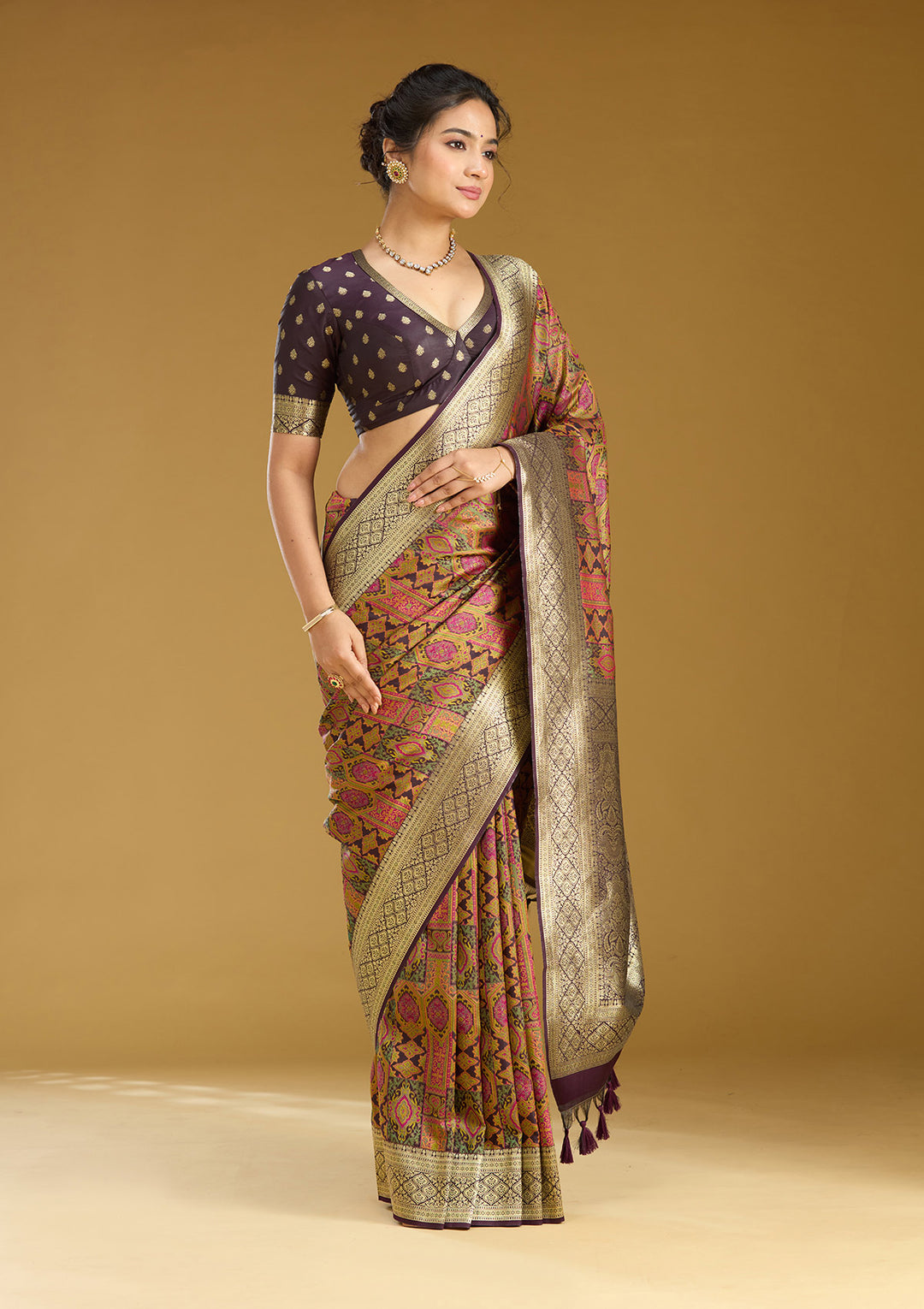 Black Zariwork (Gold) Art Silk Silk Saree