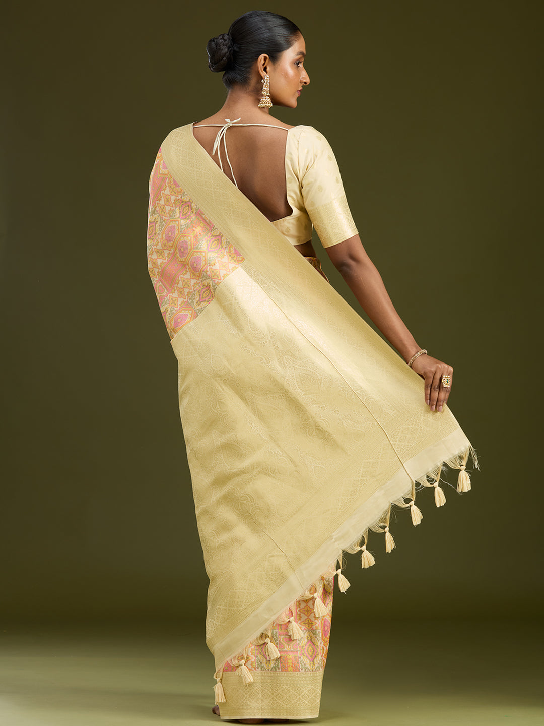 Cream Zariwork (Gold) Art Silk Silk Saree