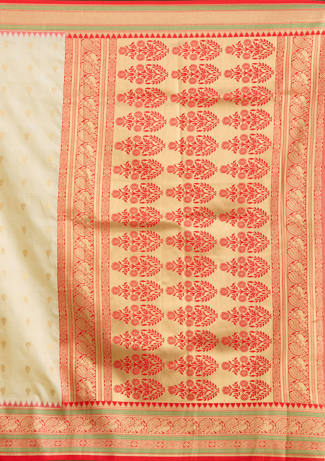 Off White Zariwork (Gold) Silk Silk Saree