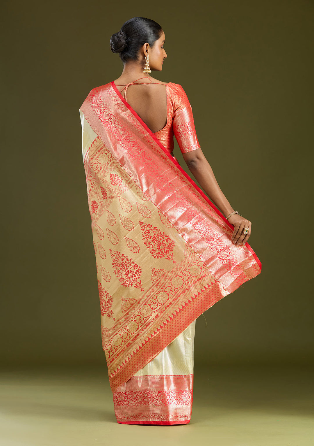 Silver Zariwork (Gold) Silk Silk Saree