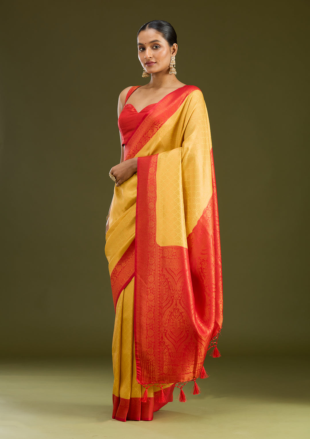Gold Zariwork (Gold) Silk Silk Saree
