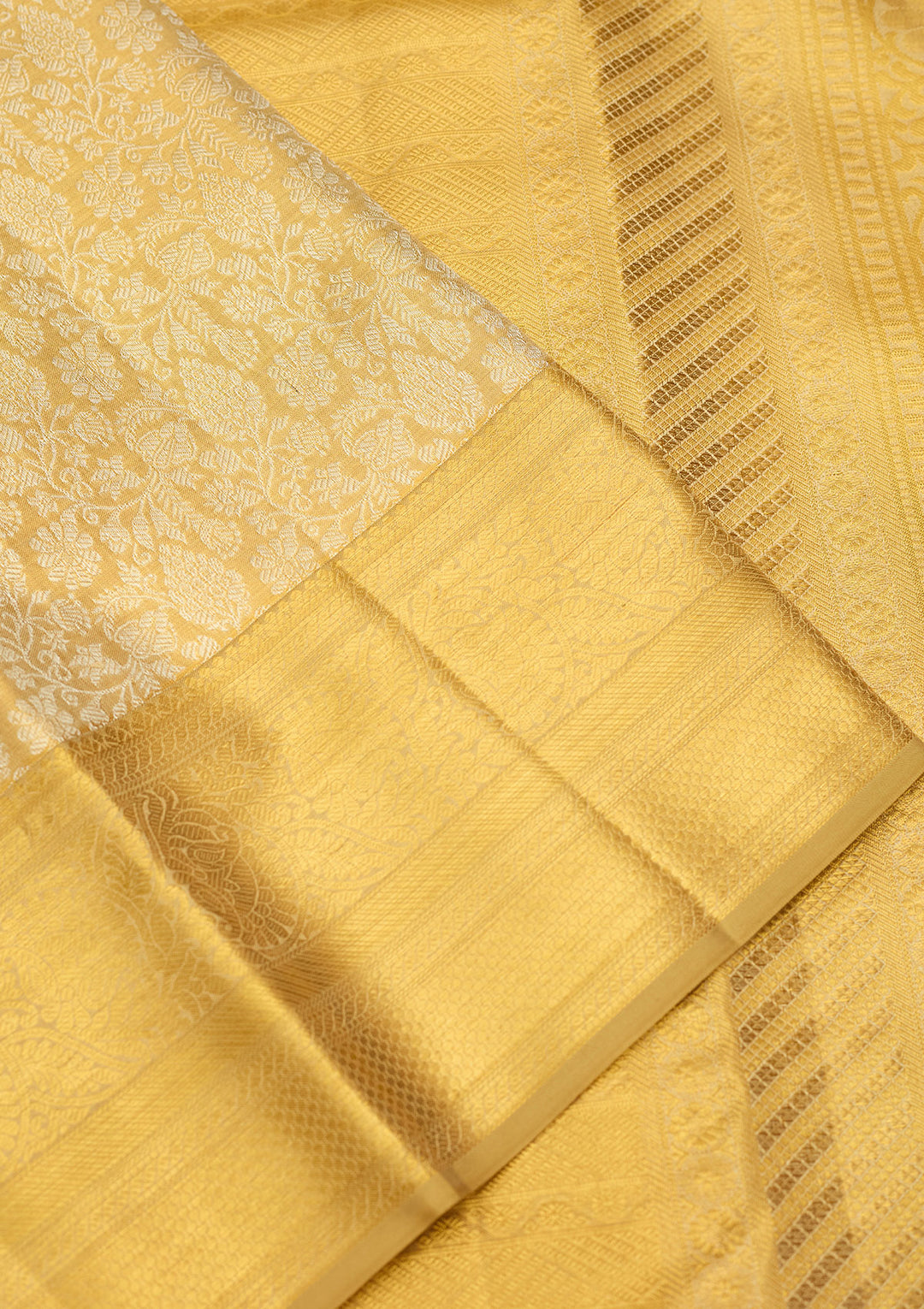 Gold Zariwork (Gold) Silk Silk Saree