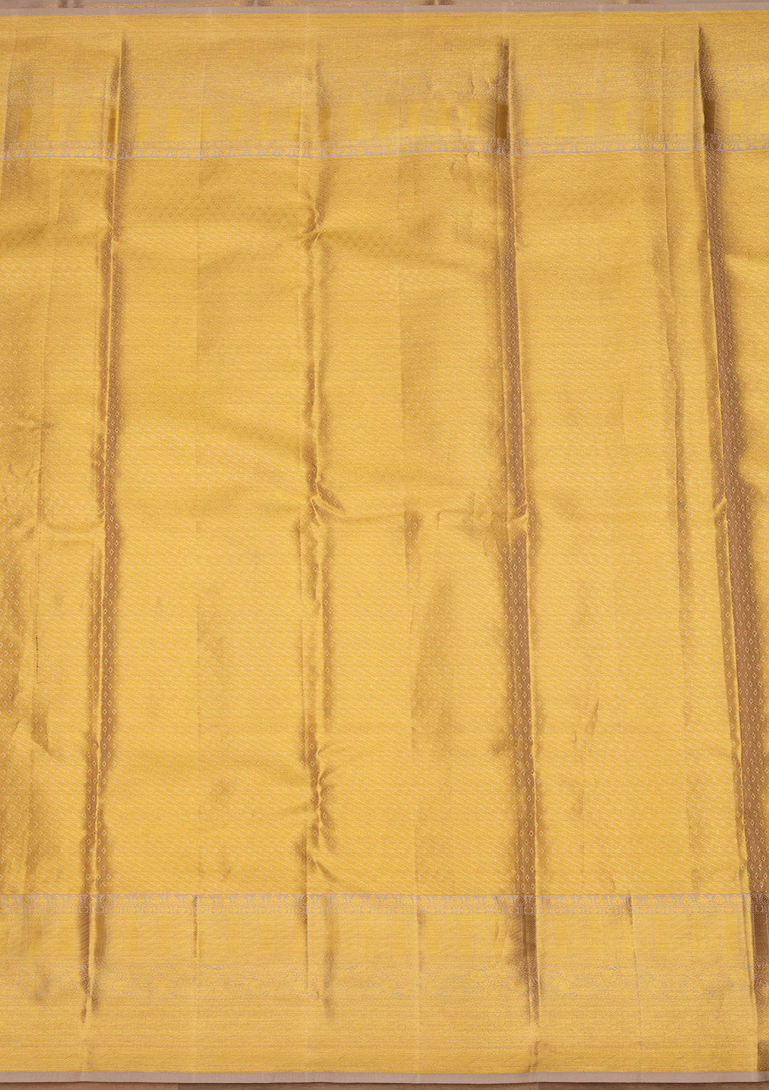 Gold Zariwork (Gold) Silk Silk Saree
