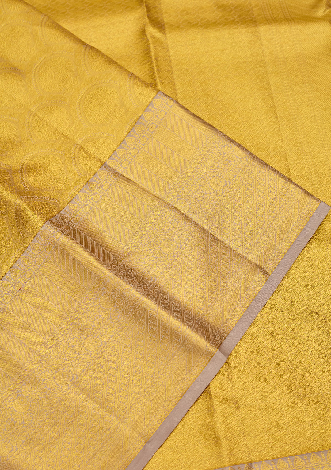 Gold Zariwork (Gold) Silk Silk Saree