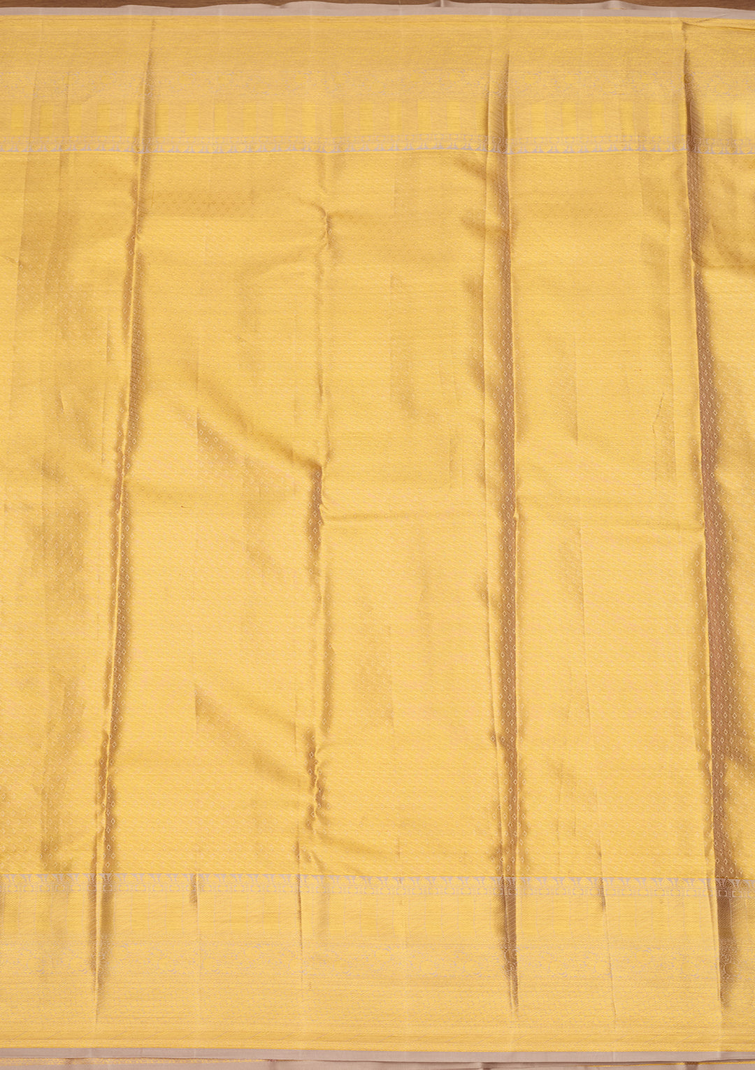 Gold Zariwork (Gold) Silk Silk Saree