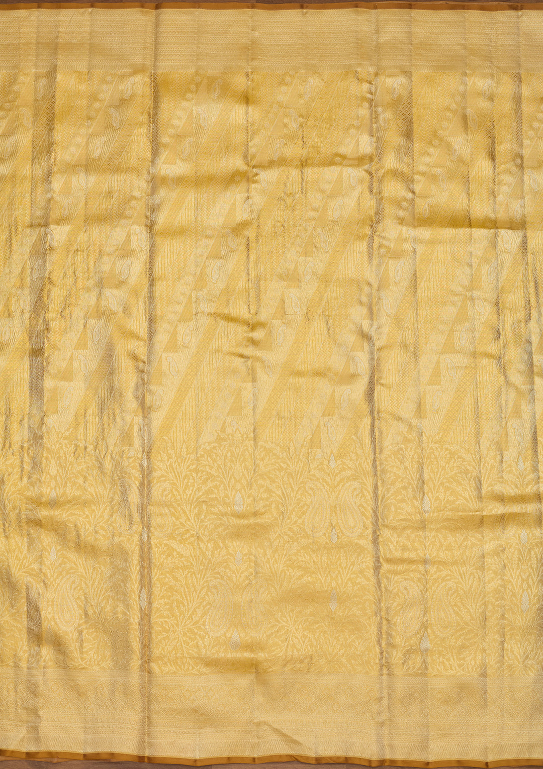 Gold Zariwork (Gold) Silk Silk Saree