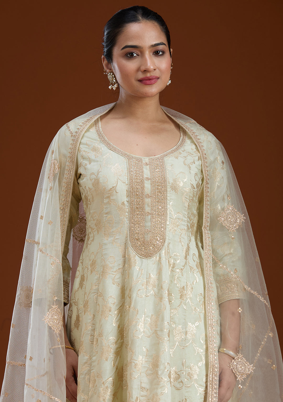 Off White Zariwork Brocade Readymade Salwar Suit