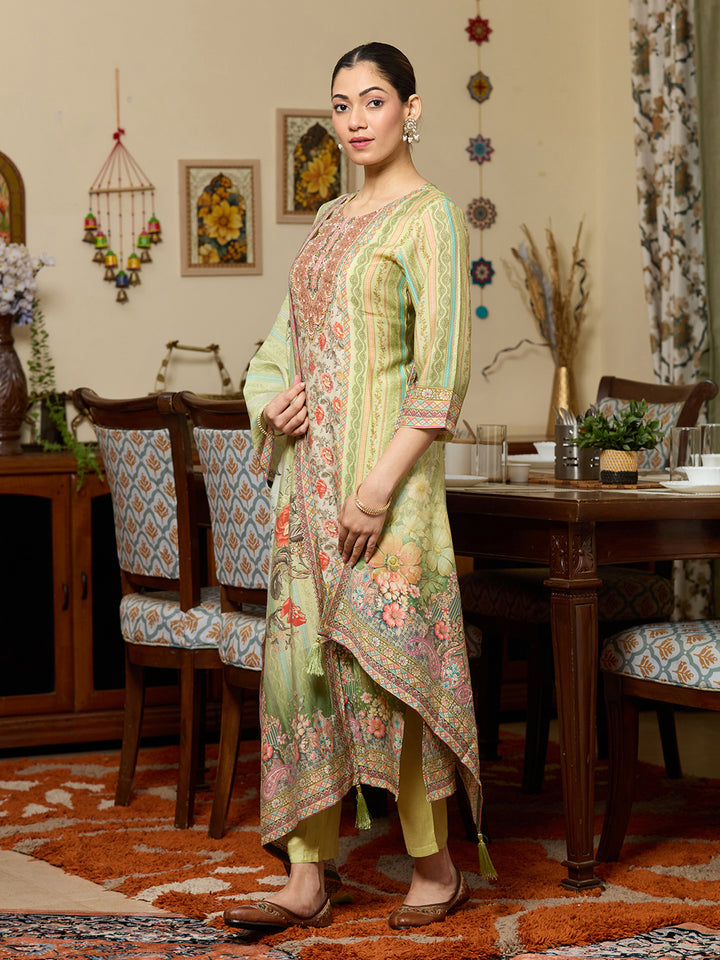 Pista Green Printed Crepe Readymade Salwar Suit