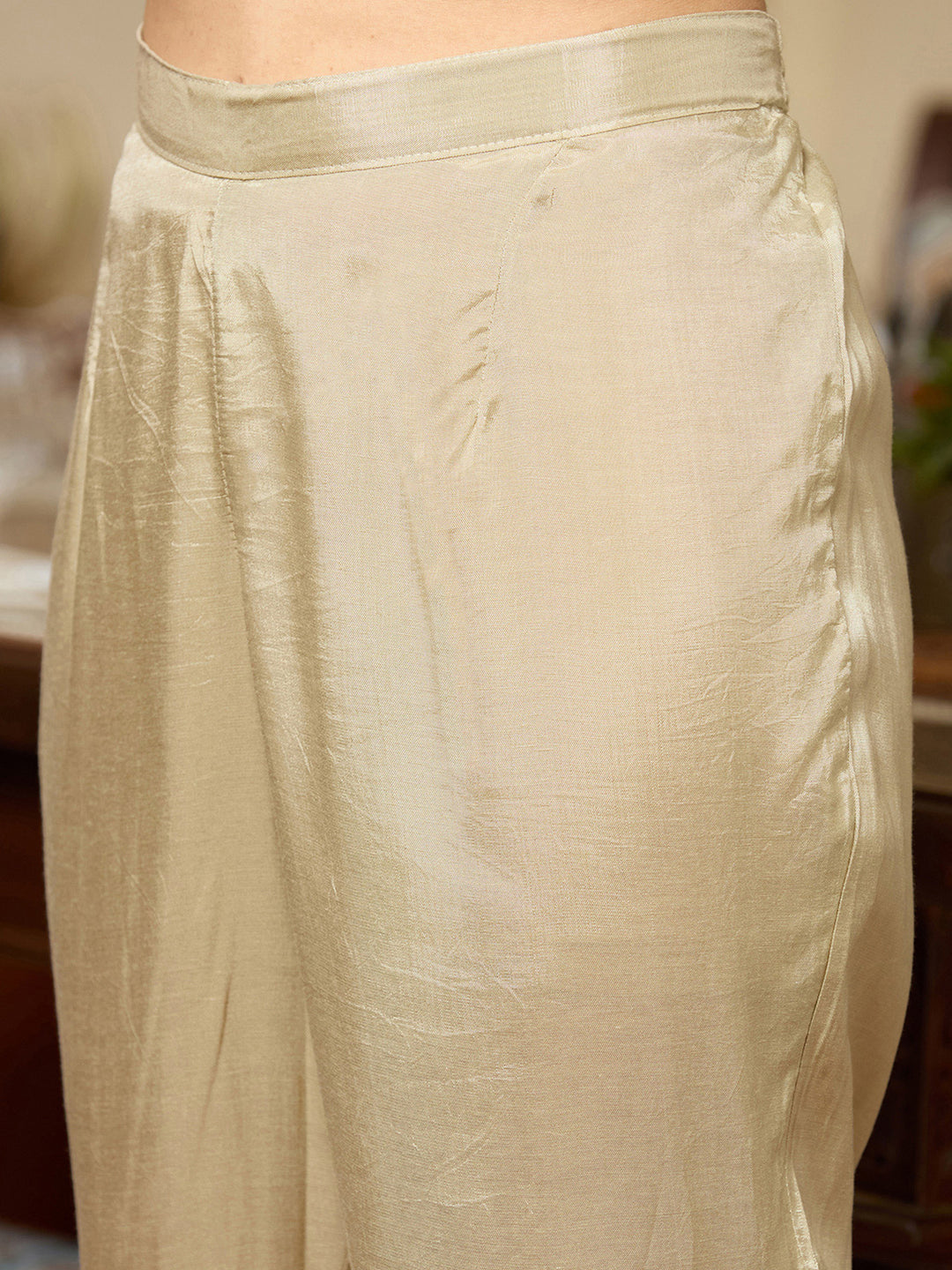 Pista Green Printed Crepe Readymade Salwar Suit