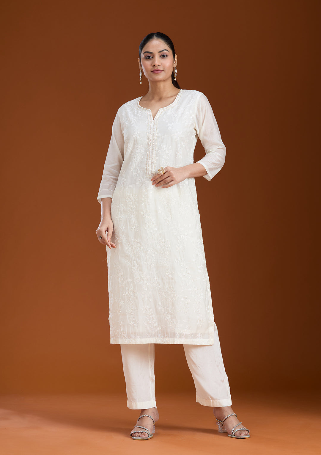 Cream Threadwork Chanderi Readymade Salwar Suit