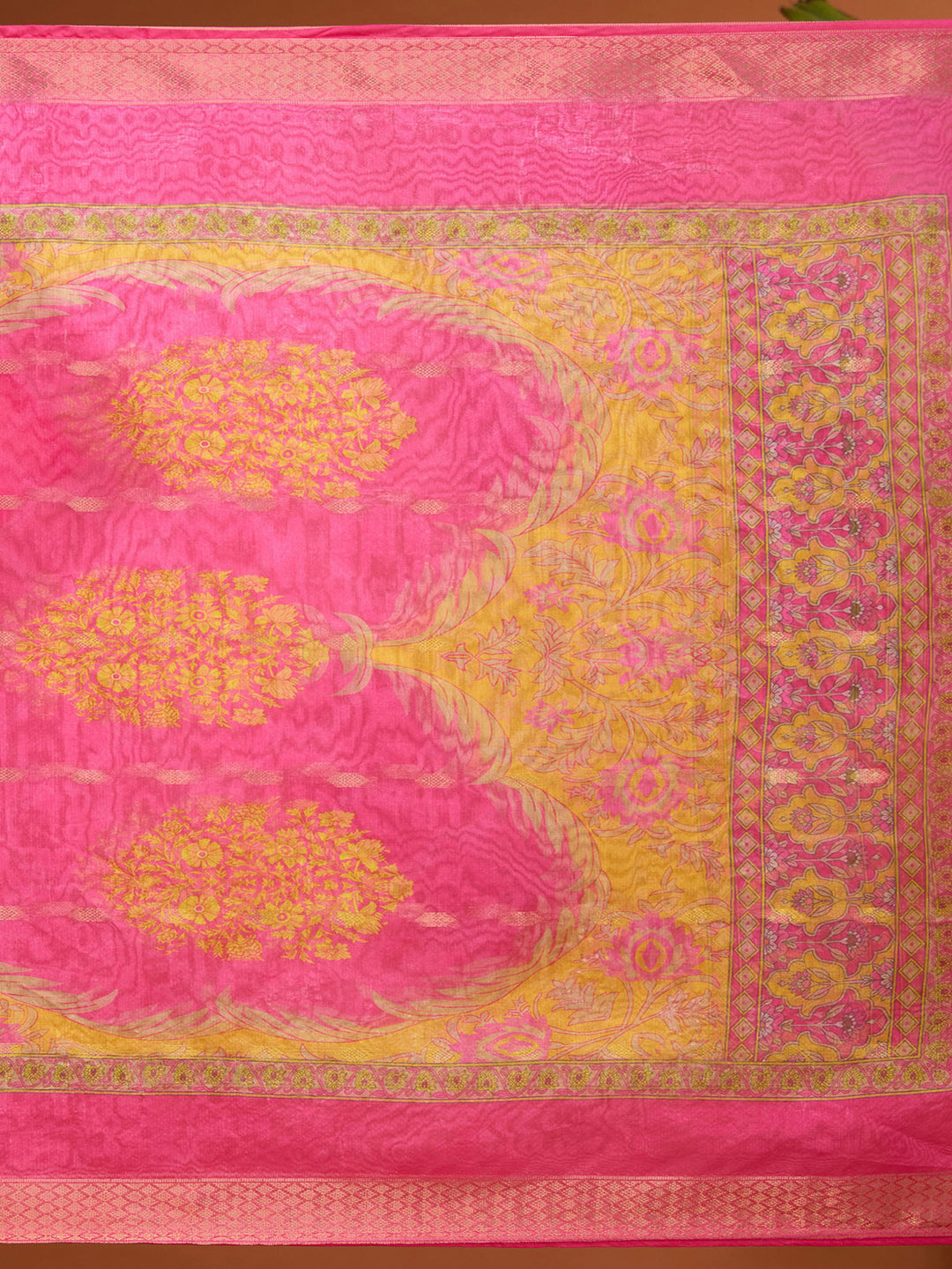 Off White Threadwork Brocade Readymade Salwar Suit