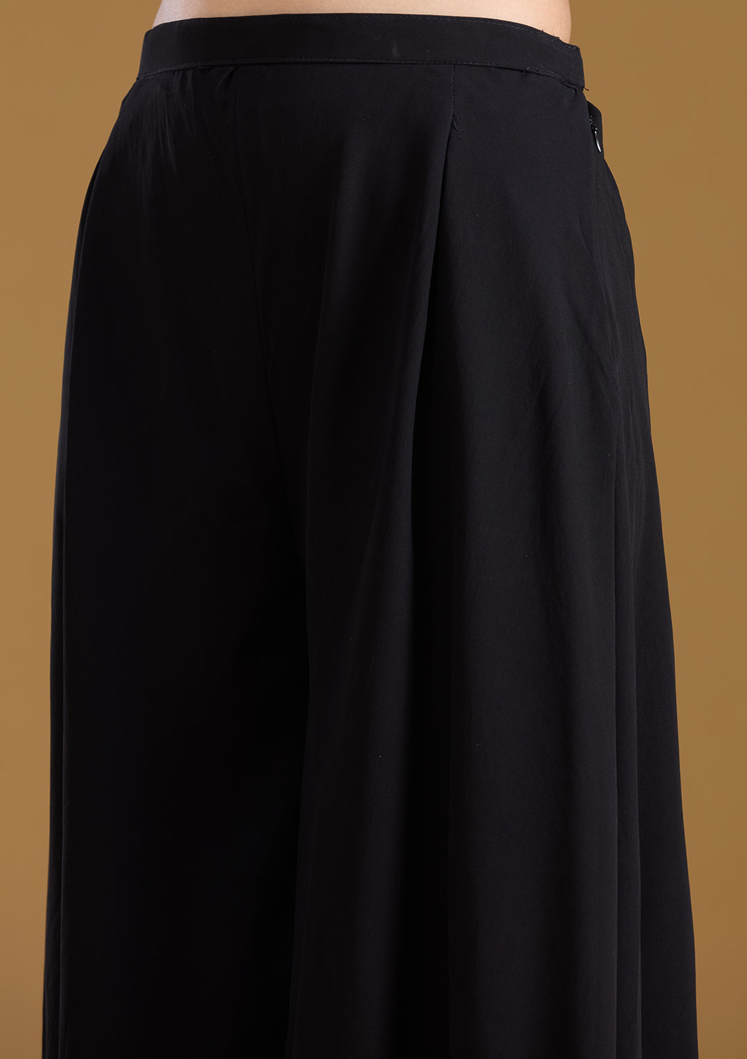 Black Threadwork Georgette Readymade Salwar Suit