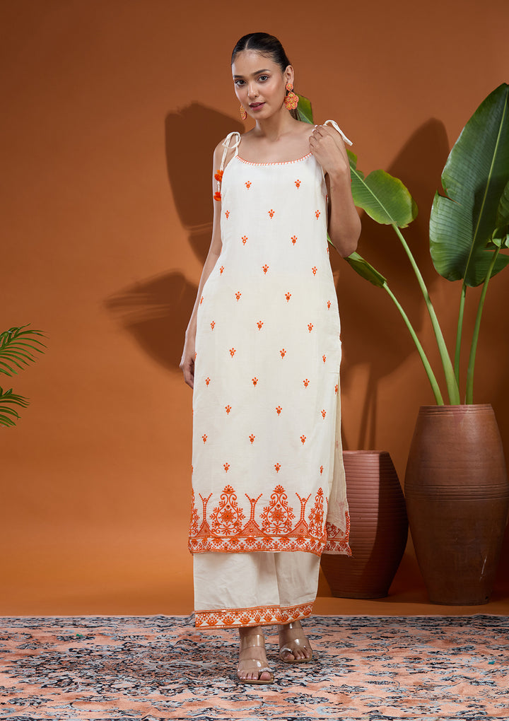 Off White Threadwork Chanderi Readymade Salwar Suit