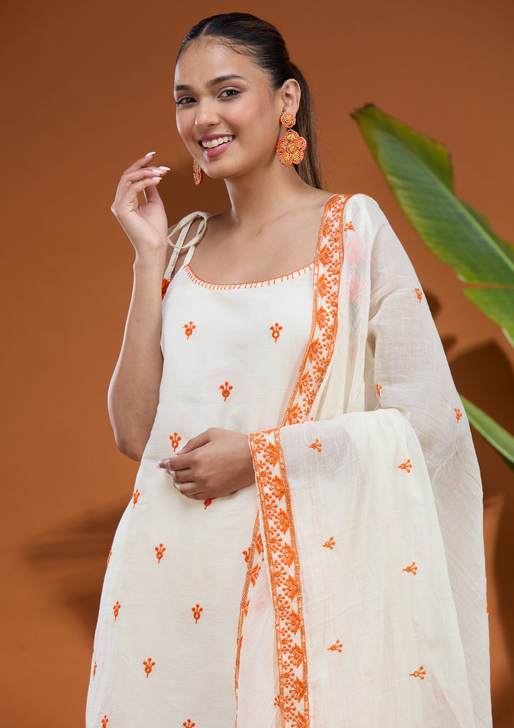 Off White Threadwork Chanderi Readymade Salwar Suit