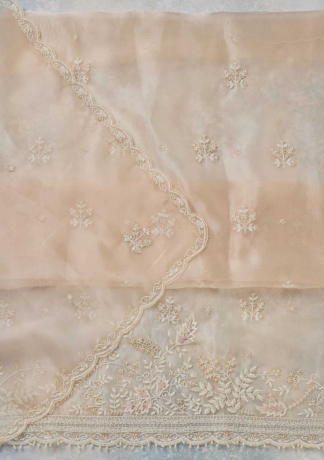 Off White Threadwork Organza Unstitched Salwar Suit