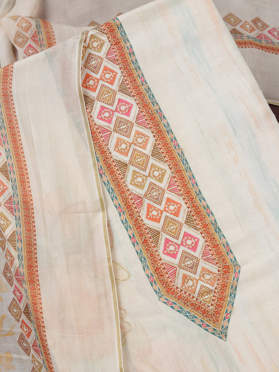 Cream Zariwork (Gold) Semi Crepe Unstitched Salwar Suit