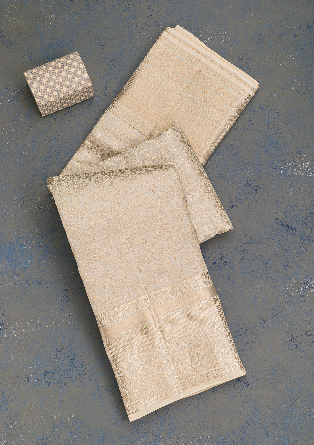 Beige Zariwork Kanjivaram Pure Silk Saree