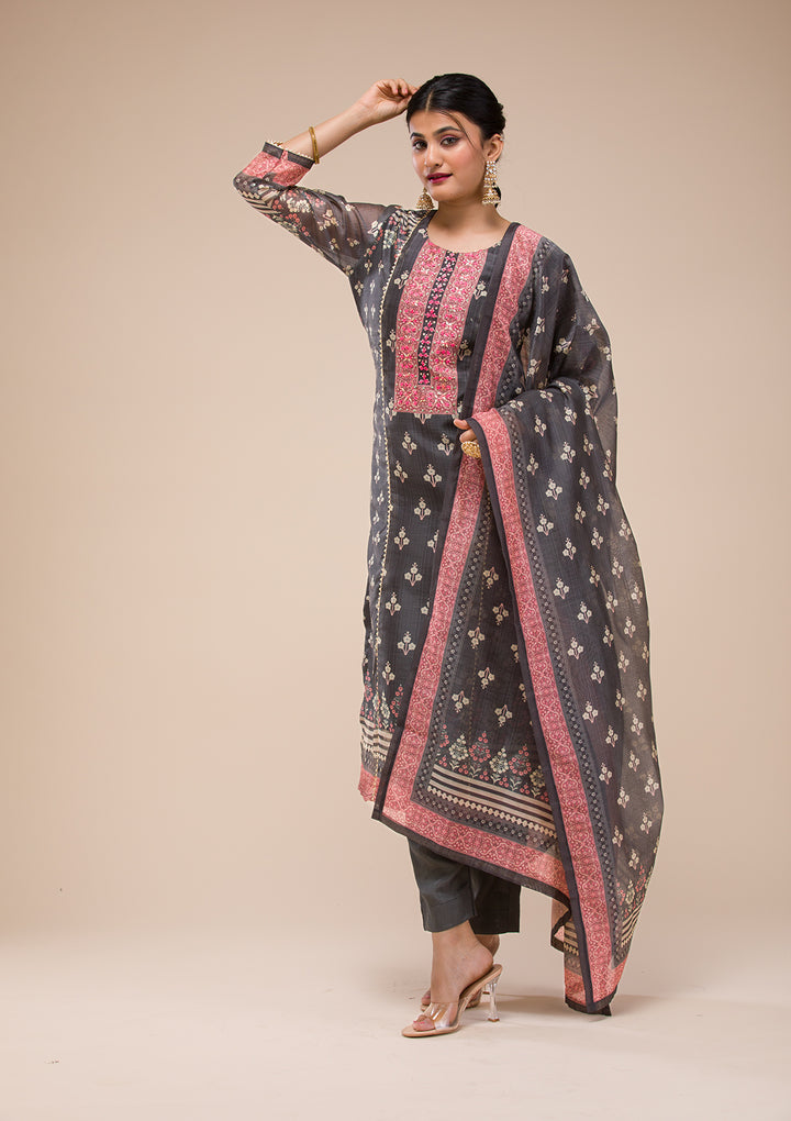 Black Threadwork Chanderi Readymade Salwar Suit