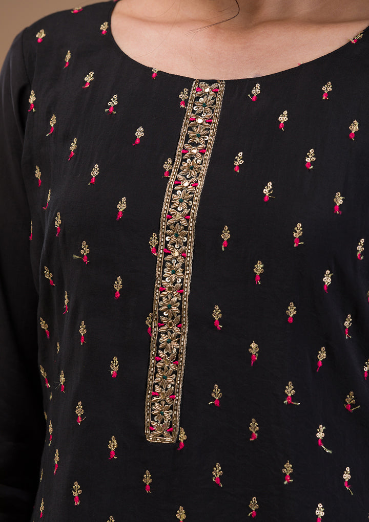Black Threadwork Semi Crepe Readymade Salwar Suit